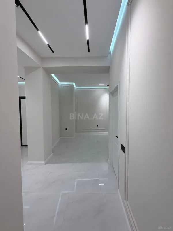 Satılır 3 otaqlı mənzil 116 m²