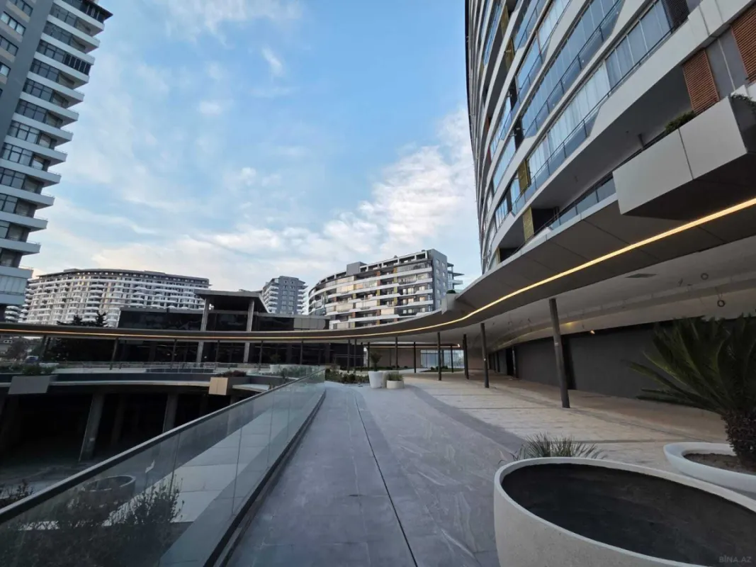 Satılır 3 otaqlı mənzil 116 m²