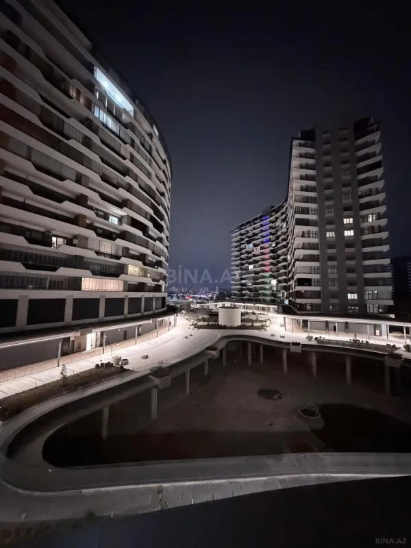 Satılır 3 otaqlı mənzil 116 m²