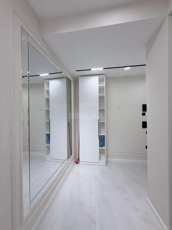 Satılır 3 otaqlı mənzil 116 m²