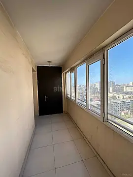 Satılır 4 otaqlı mənzil 135 m² — Bakı 4 otaq 135.00 m²