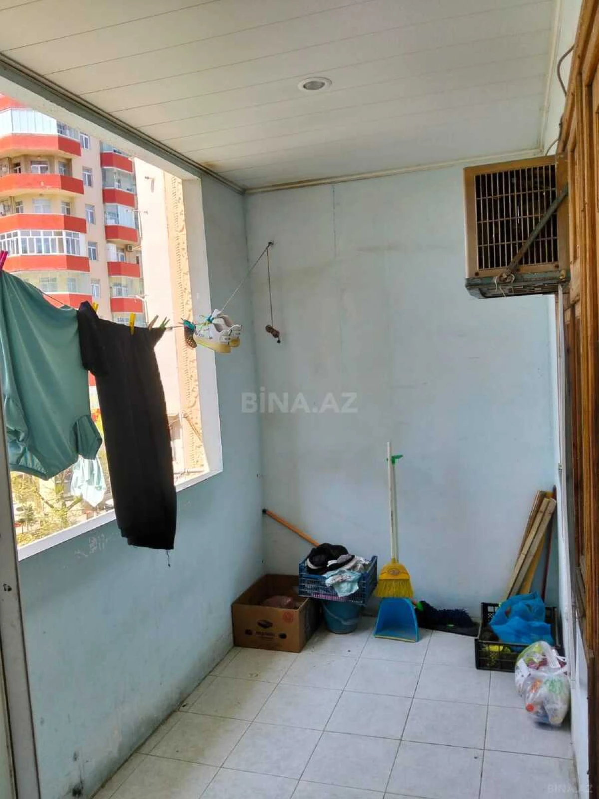 Satılır 4 otaqlı mənzil 110 m²