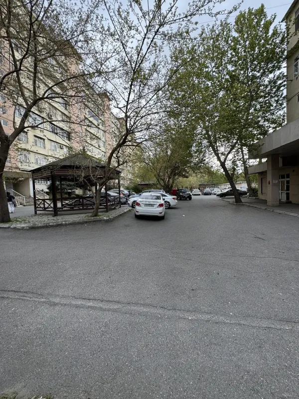Satılır 3 otaqlı mənzil 90 m²