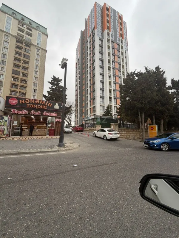 Satılır 3 otaqlı mənzil 96 m²