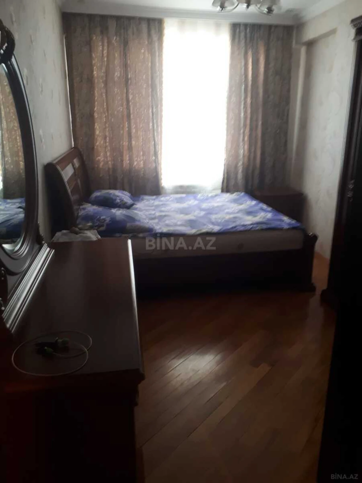 Kirayə verilir 2 otaqlı mənzil 75 m²
