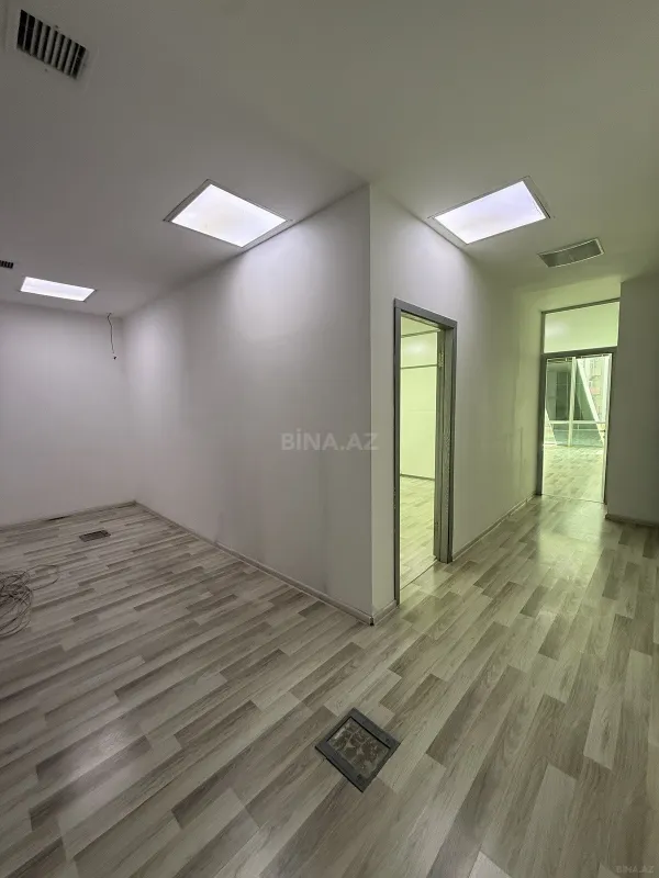 Kirayə verilir 4 otaqlı ofis 114 m²