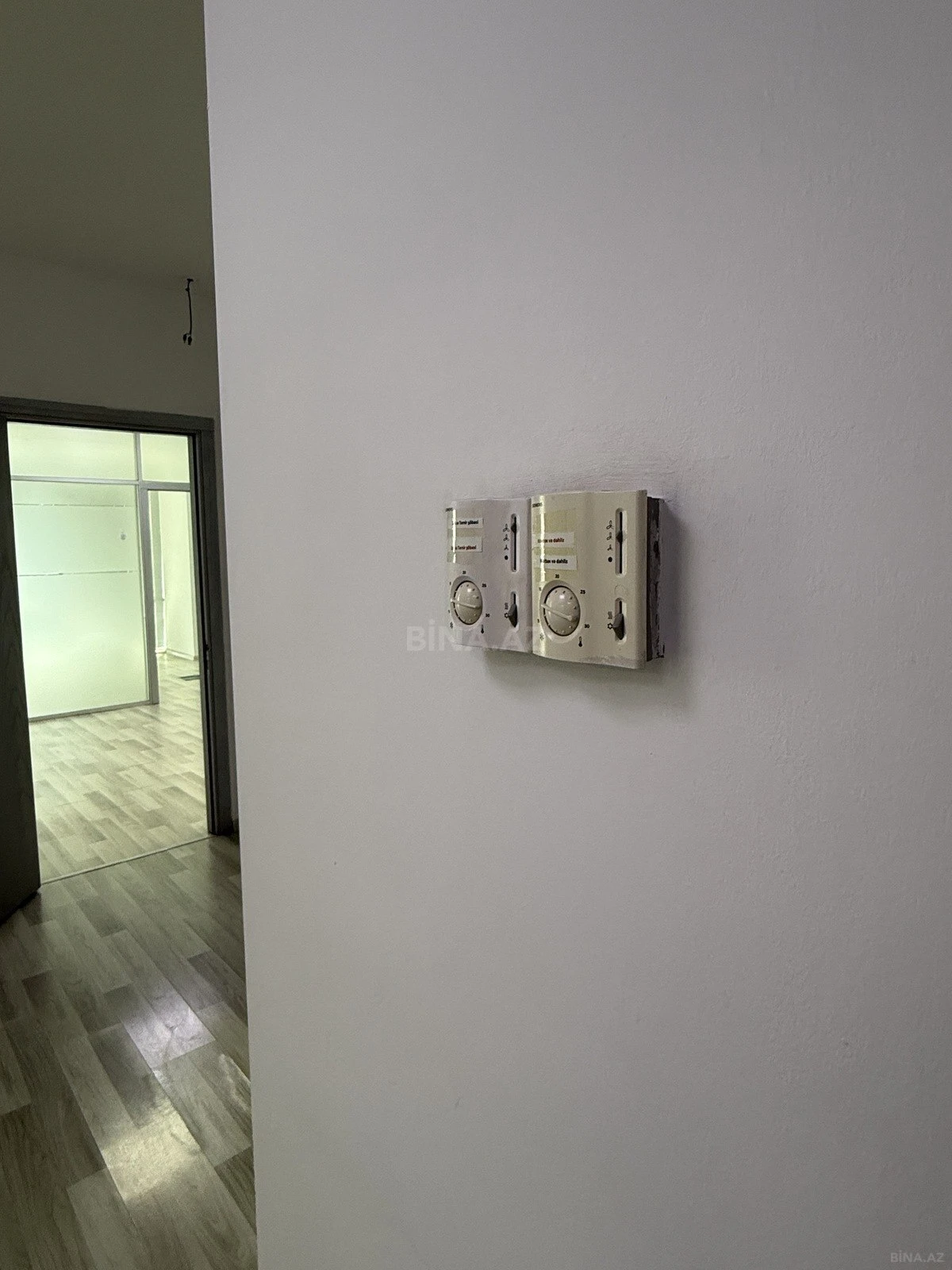 Kirayə verilir 4 otaqlı ofis 114 m²