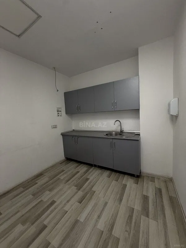 Kirayə verilir 4 otaqlı ofis 114 m²