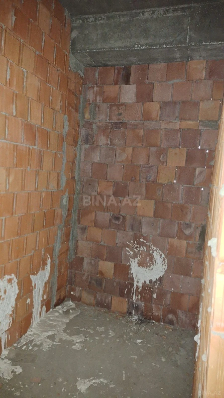 Satılır 2 otaqlı mənzil 60 m²