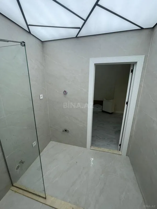Satılır 2 otaqlı mənzil 68 m²
