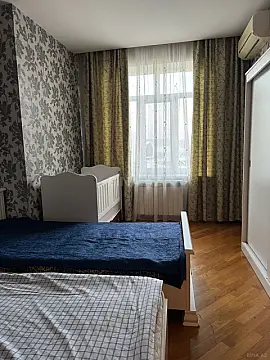Kirayə verilir 2 otaqlı mənzil 85 m²