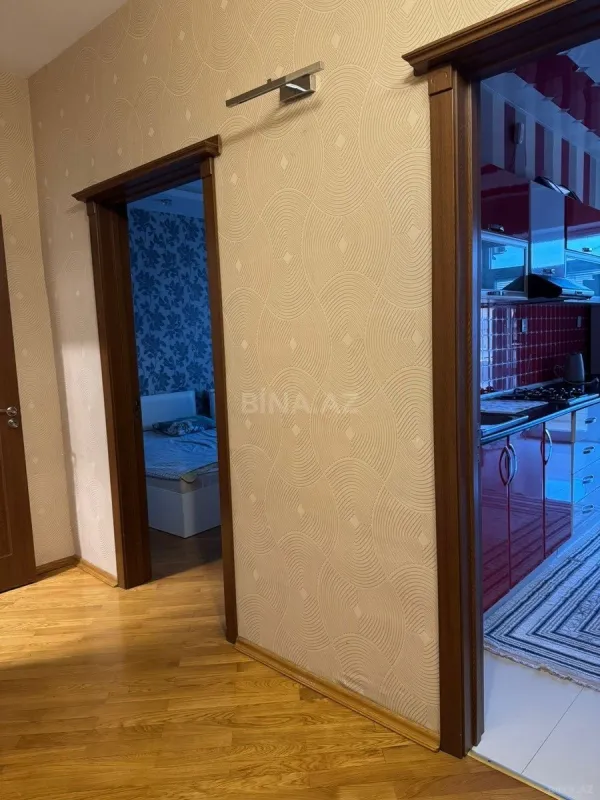 Kirayə verilir 2 otaqlı mənzil 85 m²