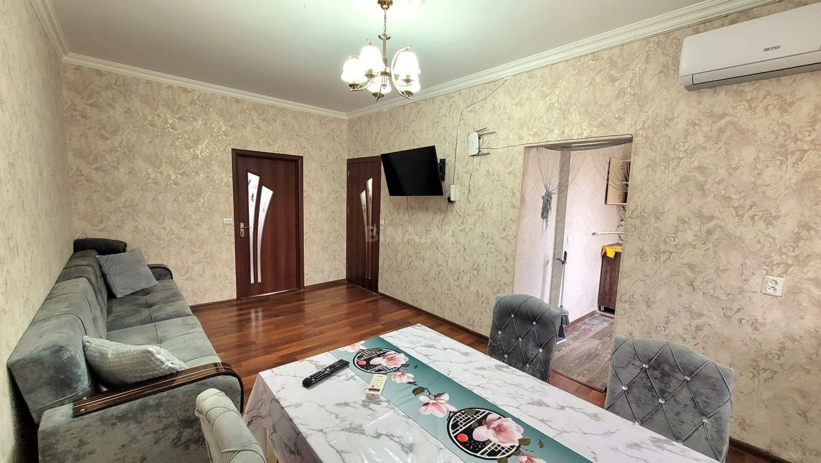 Kirayə verilir 2 otaqlı mənzil 55 m²