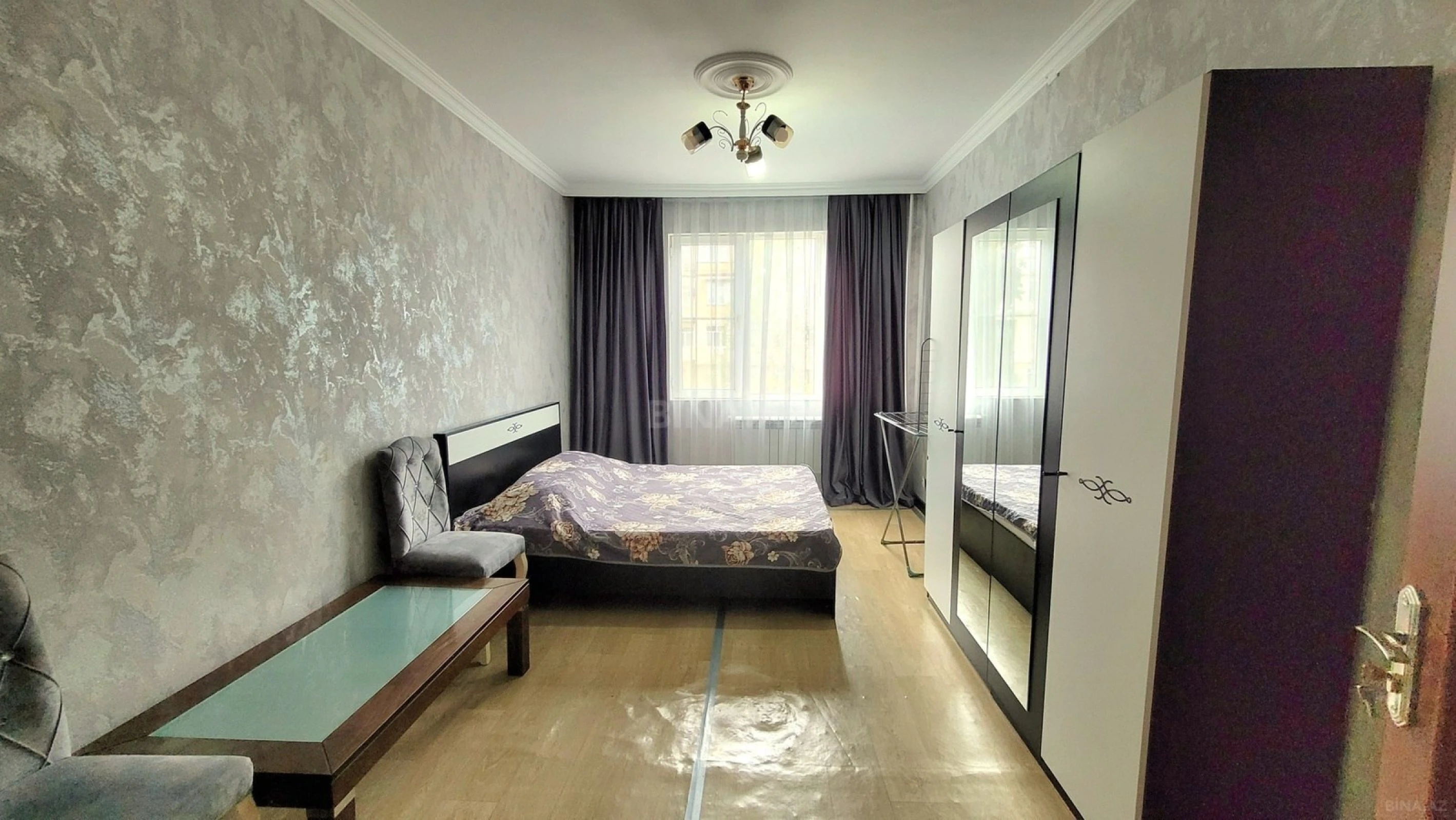 Kirayə verilir 2 otaqlı mənzil 55 m²