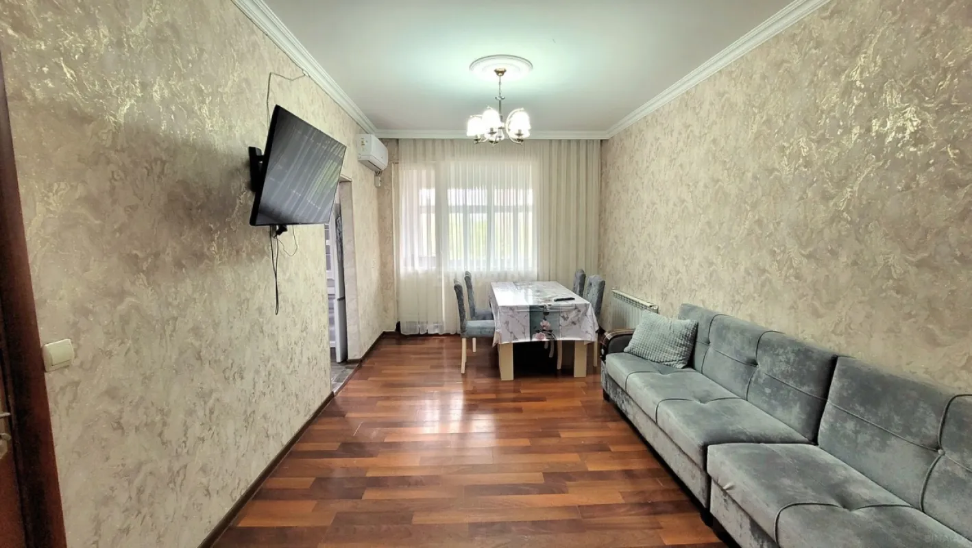 Kirayə verilir 2 otaqlı mənzil 55 m²