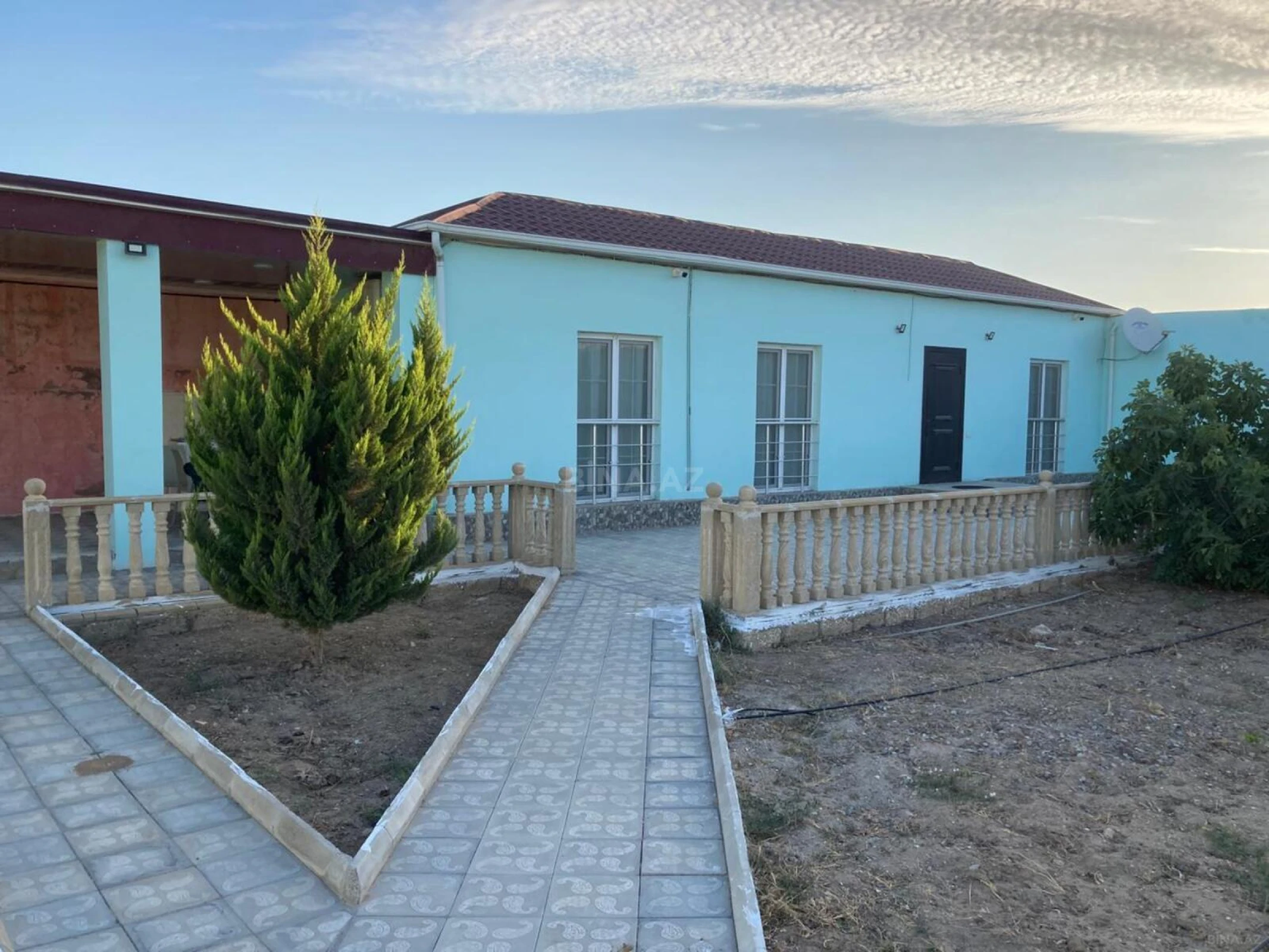 Satılır 2 otaqlı həyət evi 51 m²