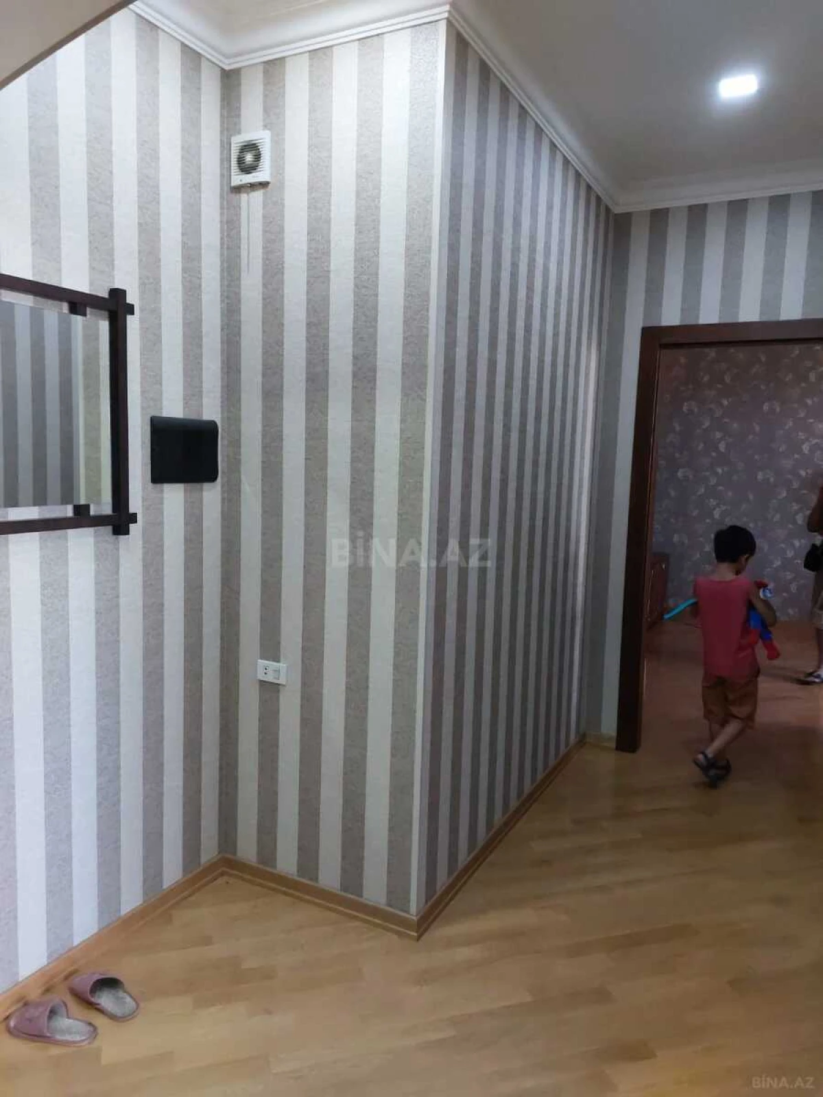 Satılır 2 otaqlı mənzil 80 m²