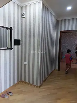 Satılır 2 otaqlı mənzil 80 m²