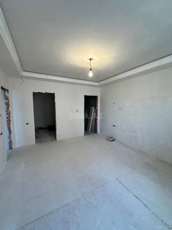 Satılır 3 otaqlı mənzil 140 m²