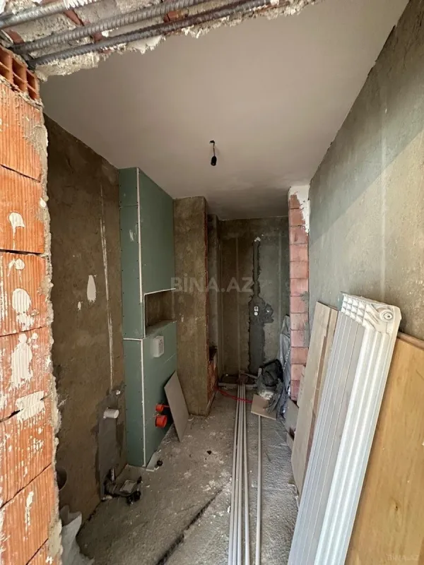 Satılır 3 otaqlı mənzil 140 m²