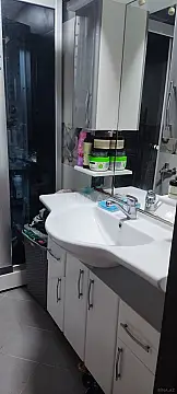 Satılır 2 otaqlı mənzil 83 m²