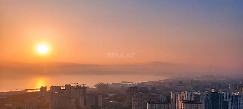 Satılır 2 otaqlı mənzil 83 m²