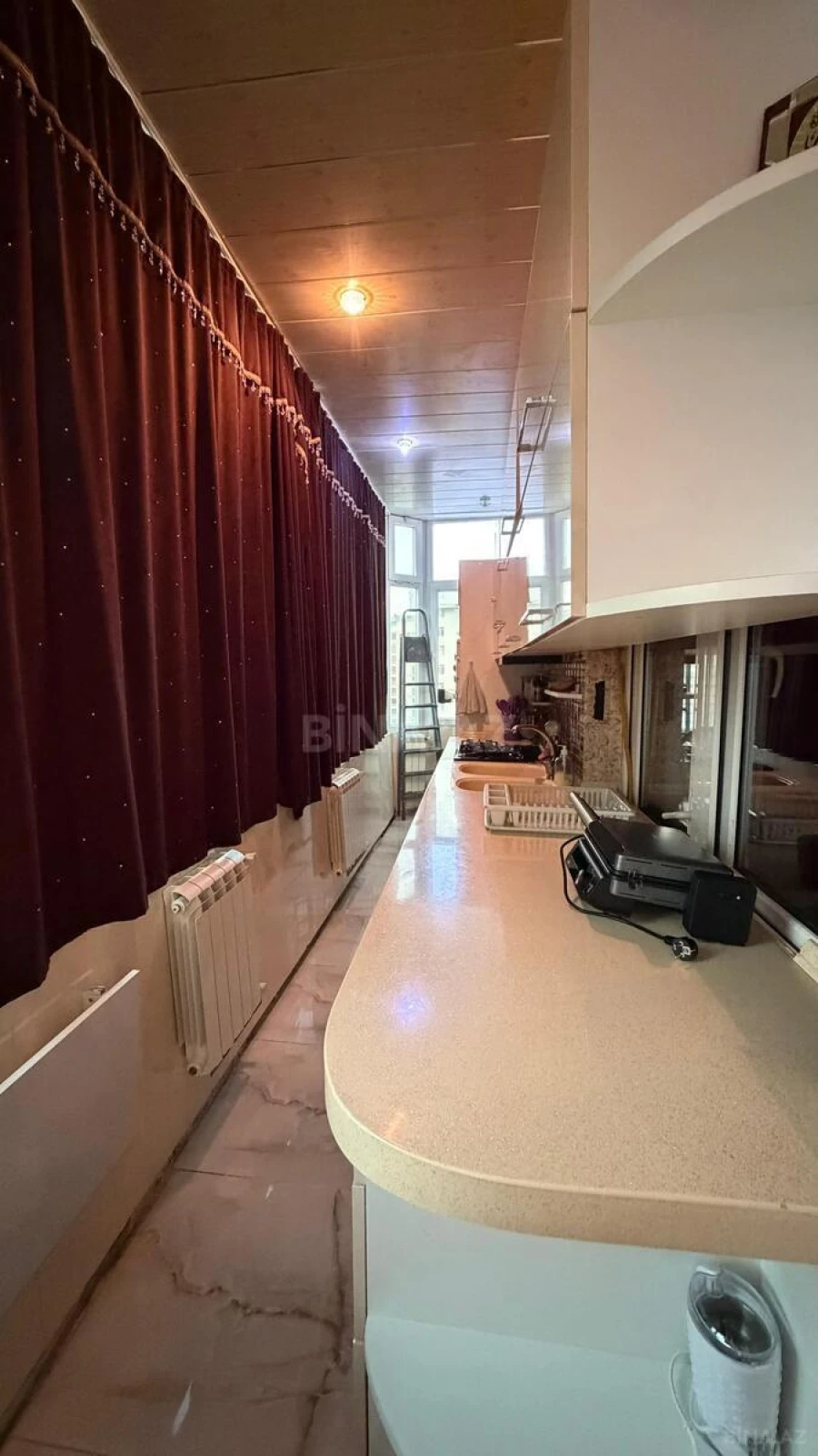 Satılır 3 otaqlı mənzil 74 m²