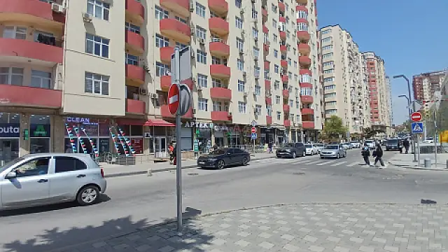 Satılır 2 otaqlı mənzil 55 m²