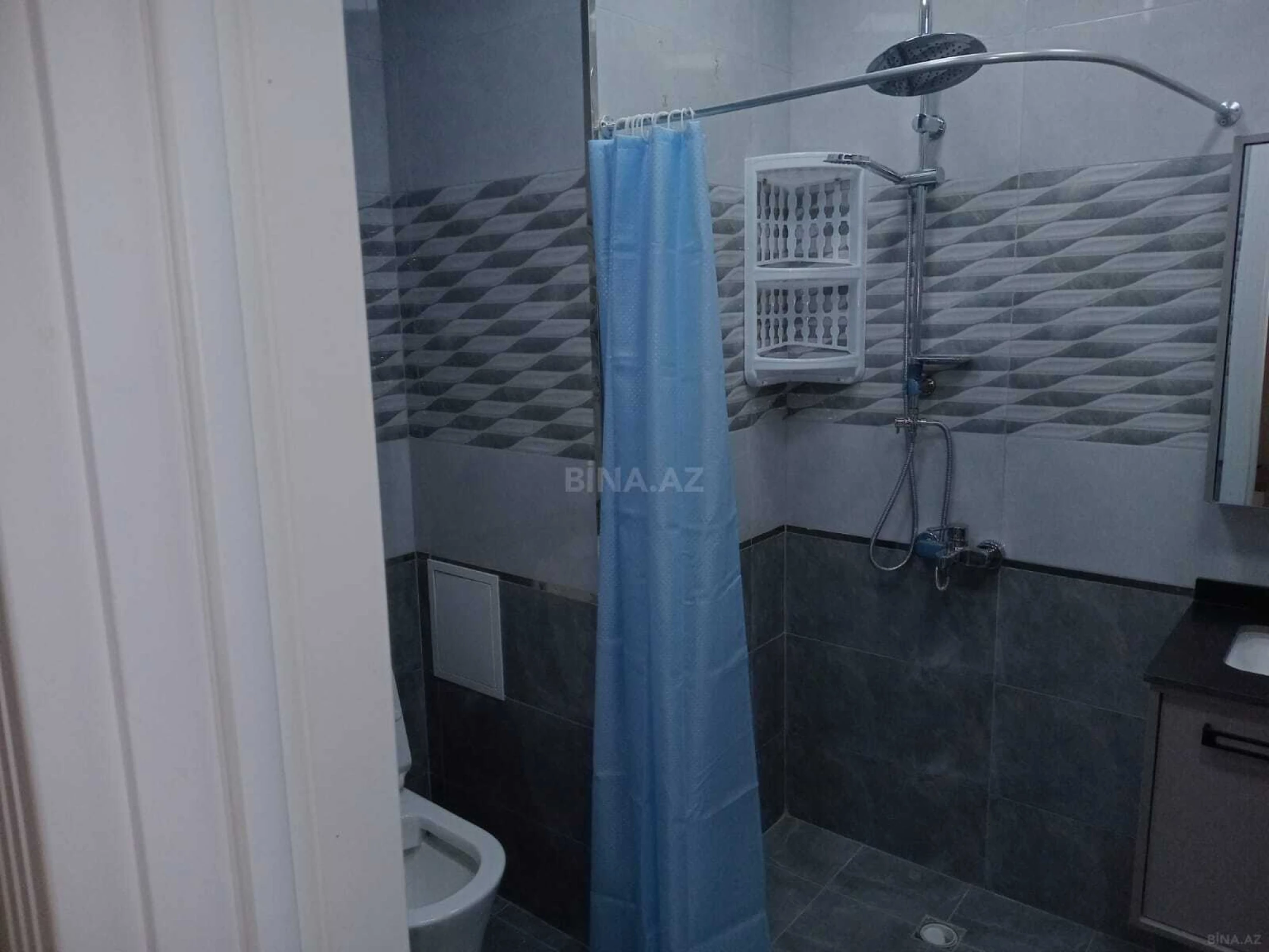 Kirayə verilir 3 otaqlı mənzil 130 m²
