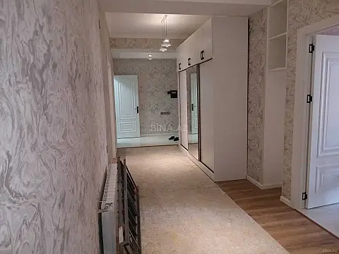 Kirayə verilir 3 otaqlı mənzil 130 m²