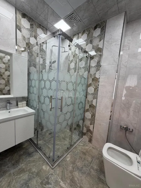 Kirayə verilir 3 otaqlı mənzil 150 m²