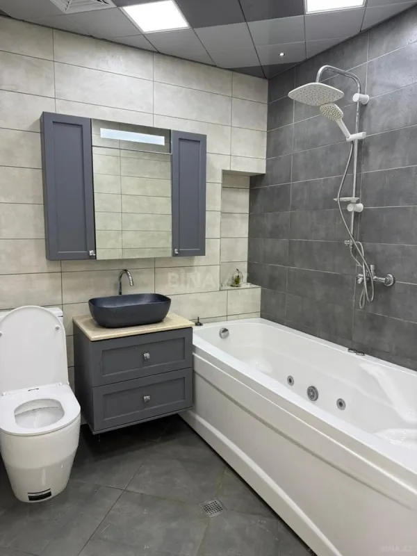 Kirayə verilir 3 otaqlı mənzil 110 m²