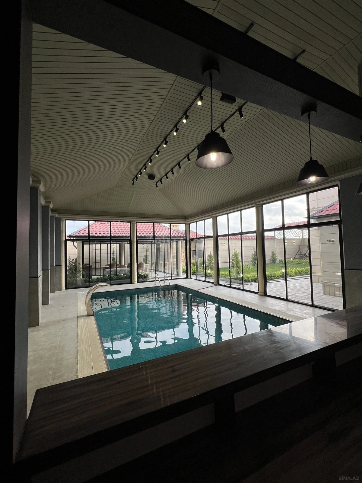 Satılır 4 otaqlı həyət evi 160 m²