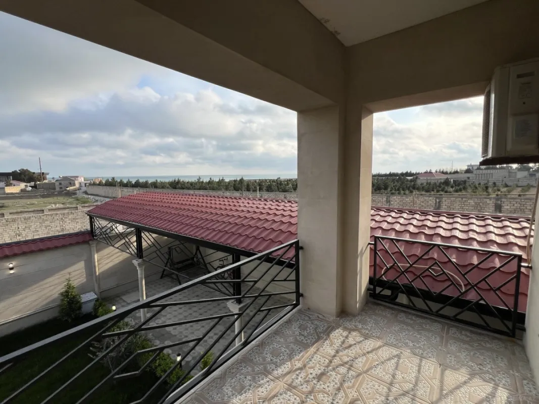 Satılır 4 otaqlı həyət evi 160 m²
