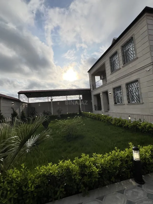 Satılır 4 otaqlı həyət evi 160 m²