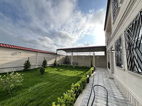 Satılır 4 otaqlı həyət evi 160 m²