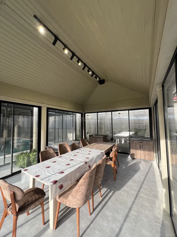 Satılır 4 otaqlı həyət evi 160 m²