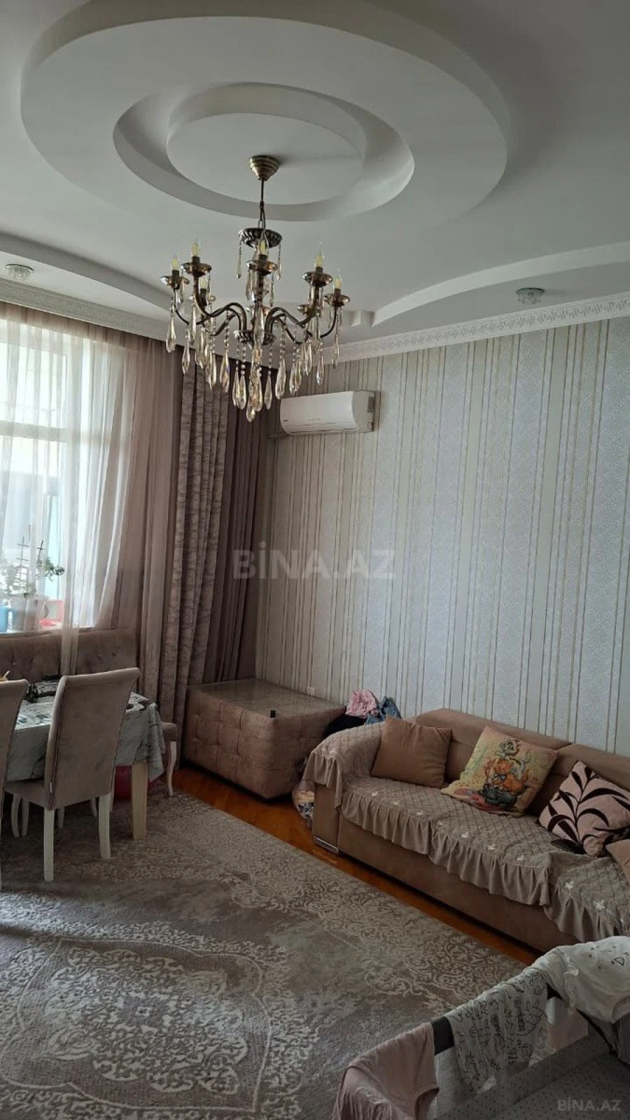 Satılır 2 otaqlı mənzil 55 m²