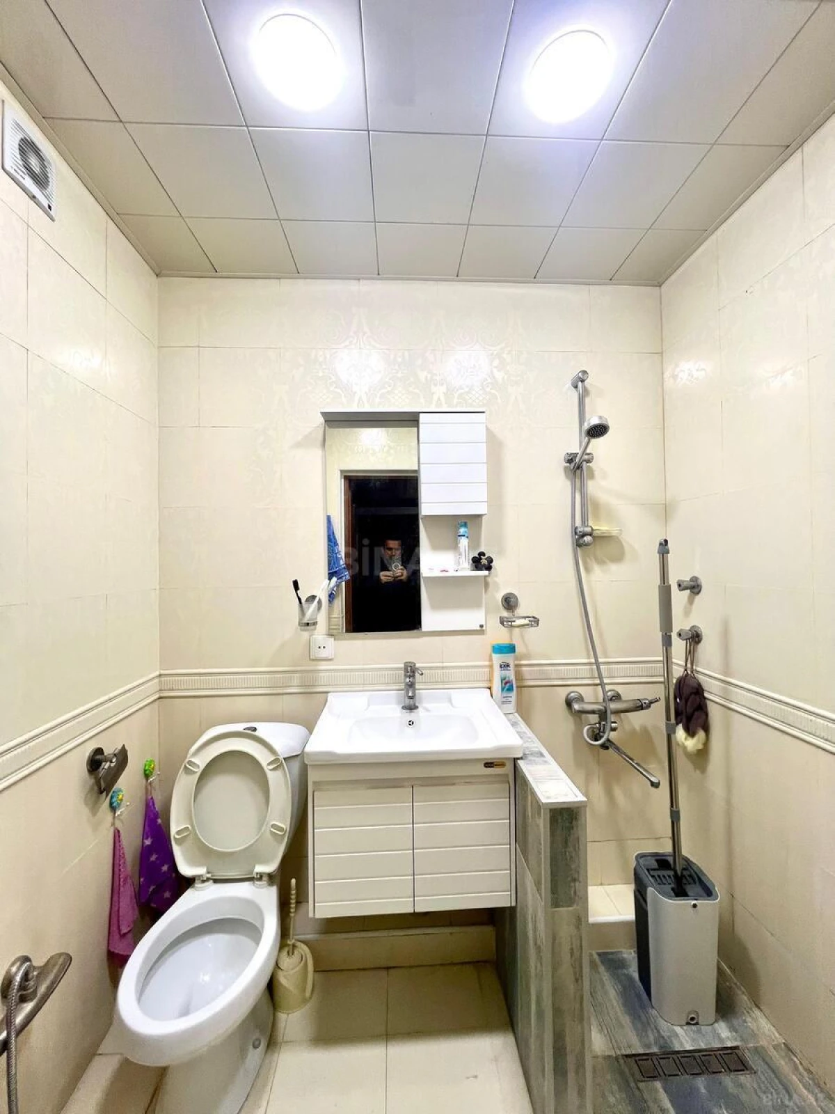 Satılır 4 otaqlı mənzil 126 m²