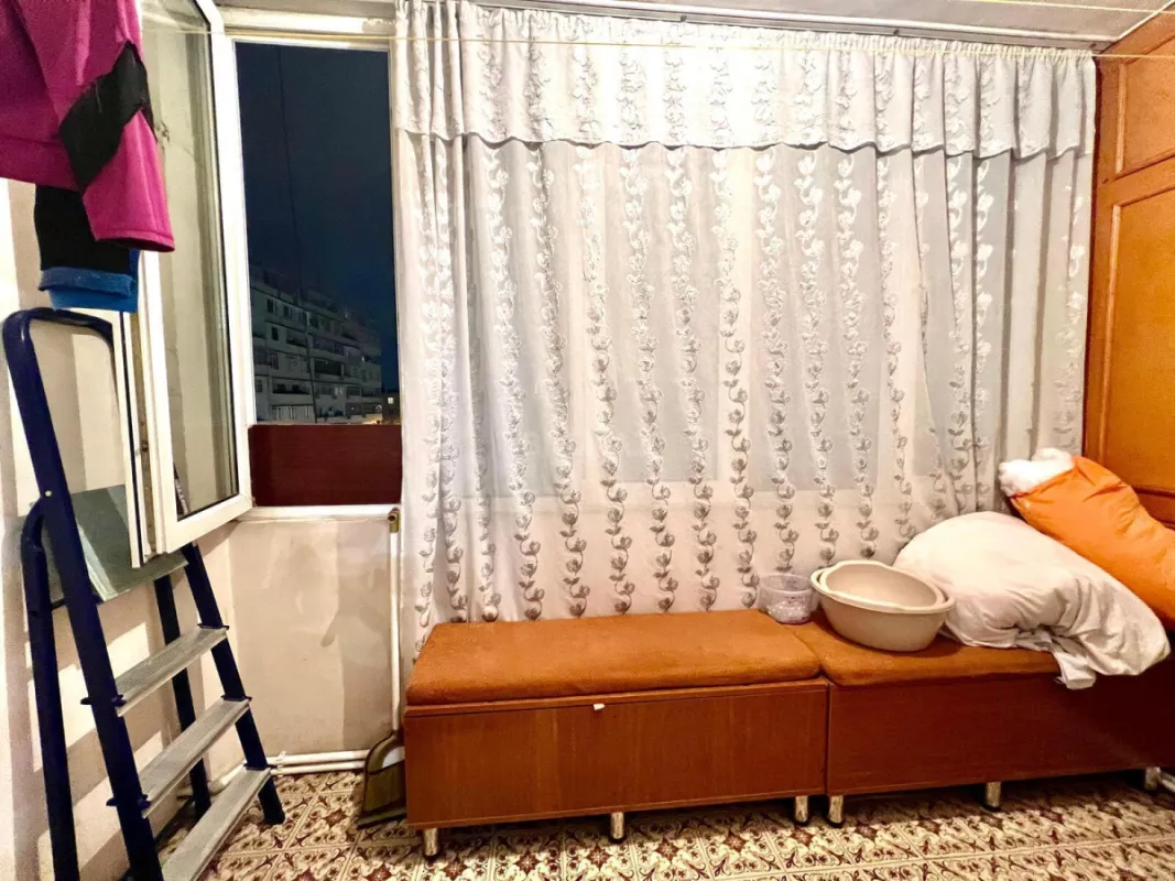 Satılır 4 otaqlı mənzil 126 m²