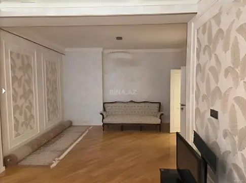 Kirayə verilir 3 otaqlı mənzil 180 m²