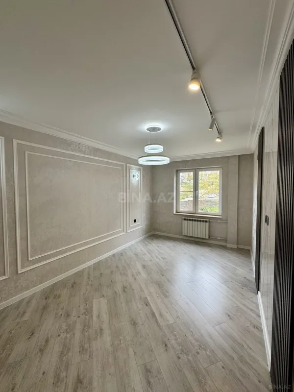 Satılır 3 otaqlı mənzil 75 m²