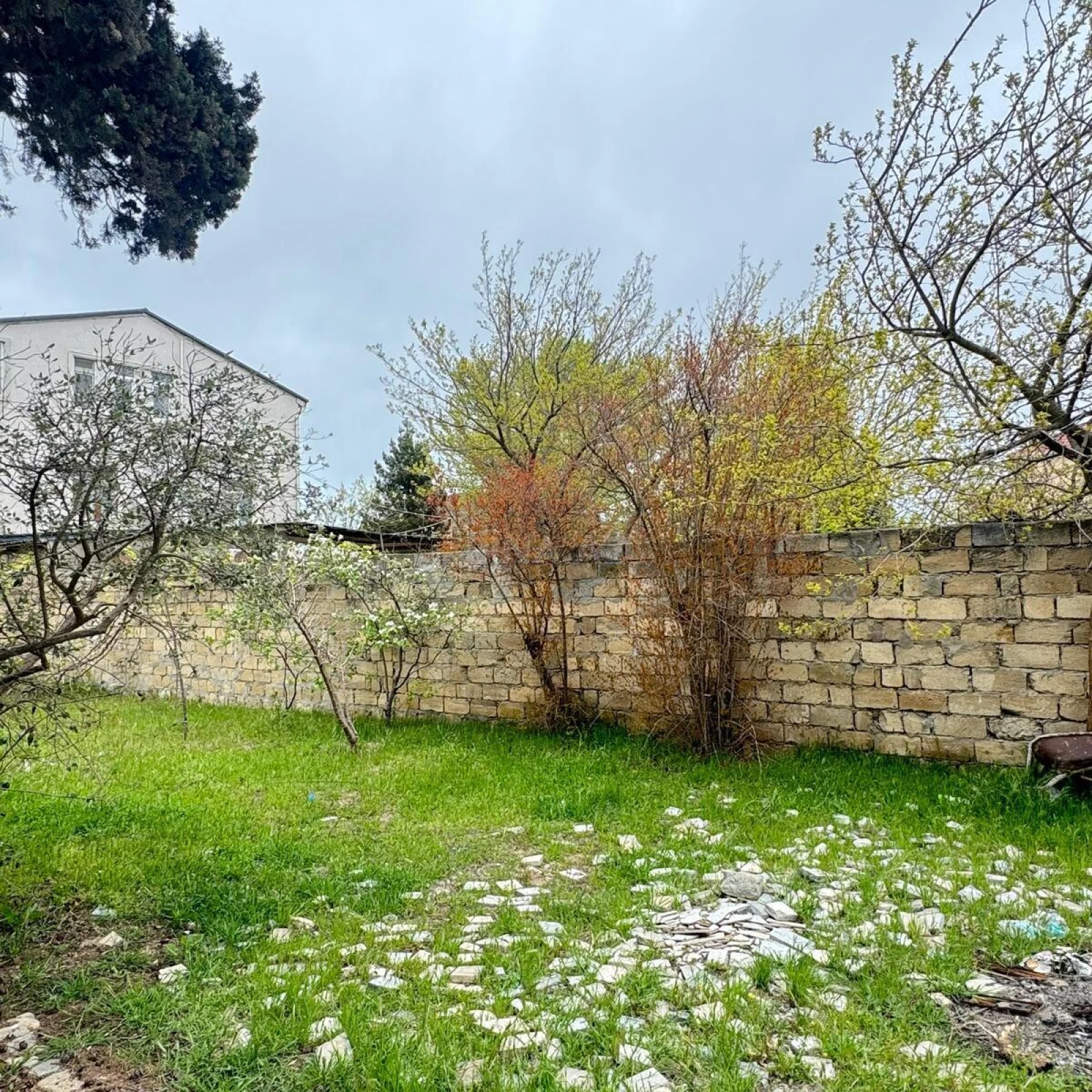 Satılır torpaq sahəsi 4 m²