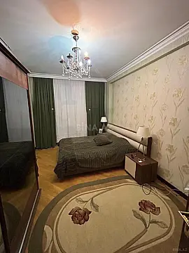 Satılır 3 otaqlı mənzil 110 m²