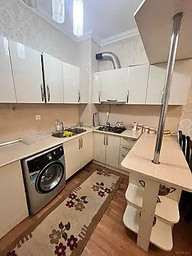 Kirayə verilir 2 otaqlı mənzil 50 m²