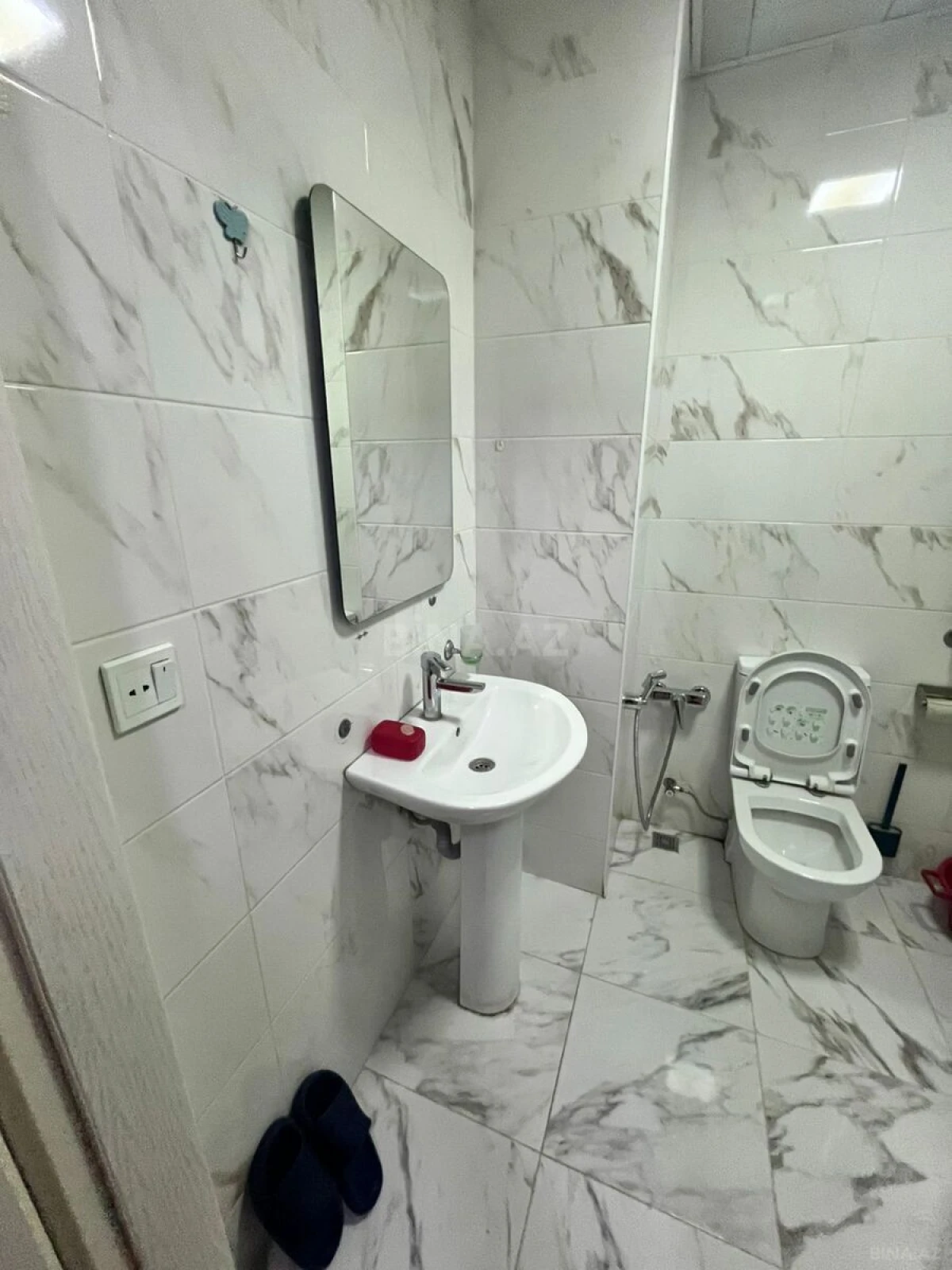 Kirayə verilir 2 otaqlı mənzil 50 m²