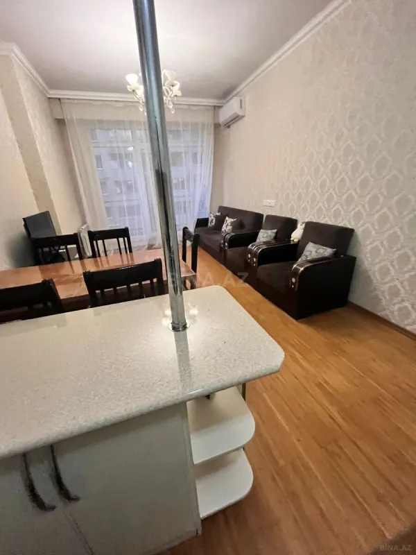 Kirayə verilir 2 otaqlı mənzil 50 m²