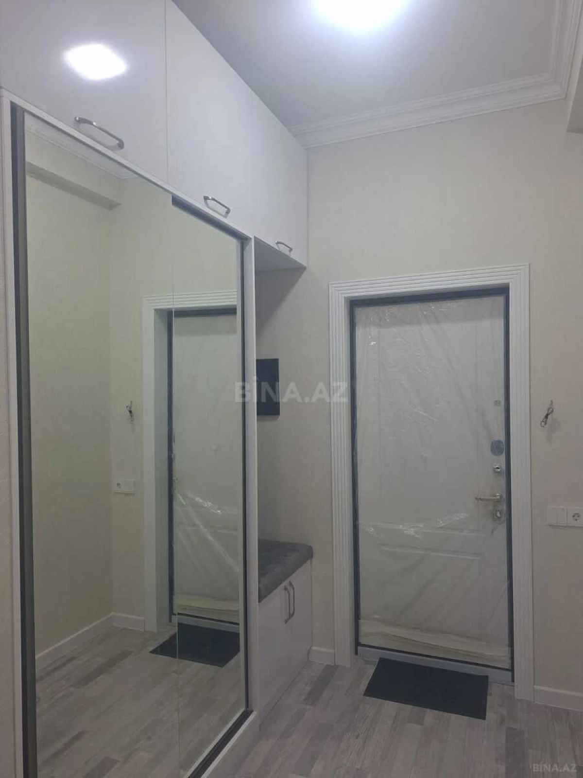 Kirayə verilir 3 otaqlı mənzil 100 m²