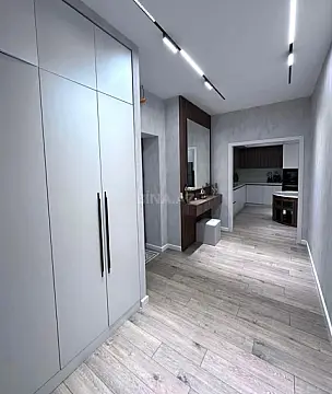 Kirayə verilir 3 otaqlı mənzil 150 m²