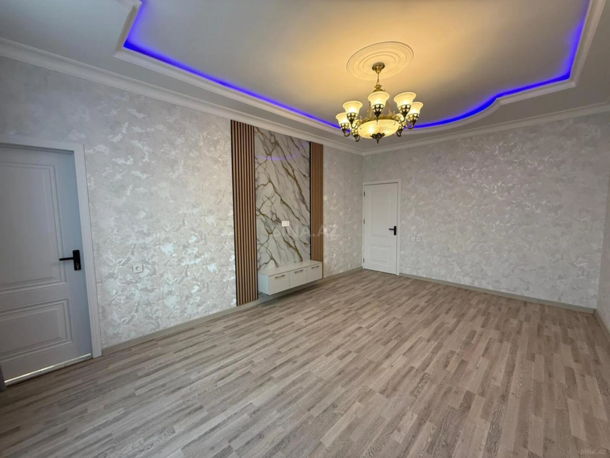 Satılır 2 otaqlı mənzil 65 m²